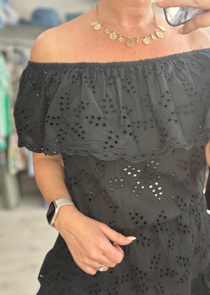 blackplaysuit Thumb