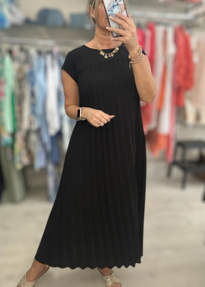 pleateddress