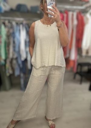linenstripetrouser
