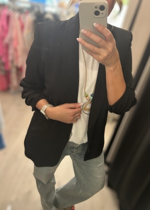 blackblazer Thumb