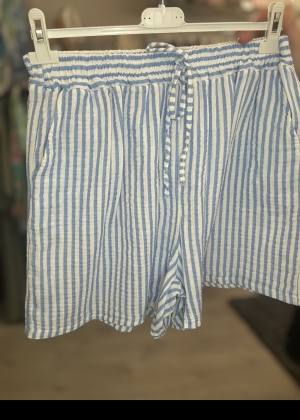 bluestripeshorts  Thumb