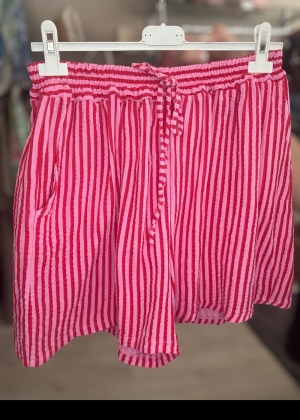 pinkstripeshorts Thumb