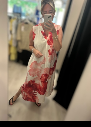 redfloraldress