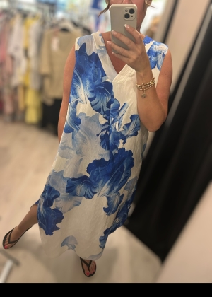 bluefloraldress Thumb