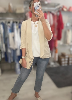 beigejacket