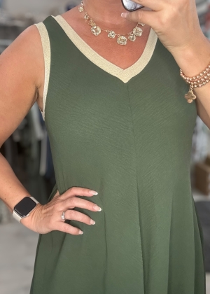 khakidress Thumb