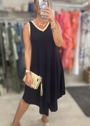 navydress Thumb