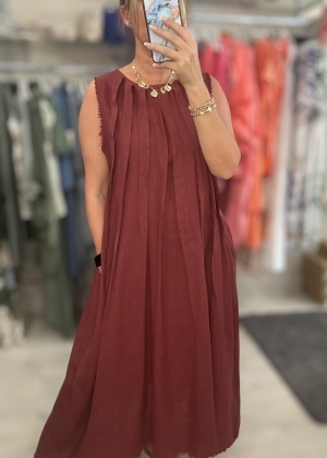 winelinendress Thumb