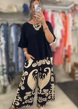 navyprintedtrouser