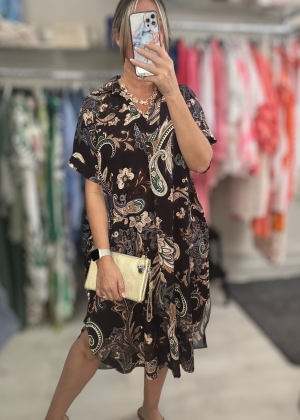 printedblackdress
