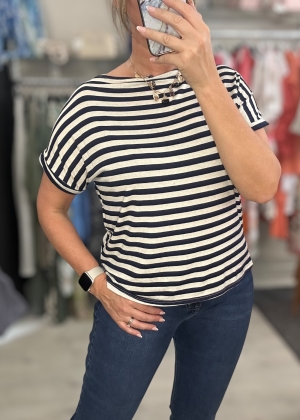 navystripetshirt Thumb