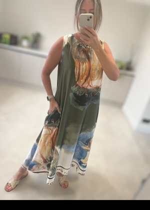 khakidress Thumb