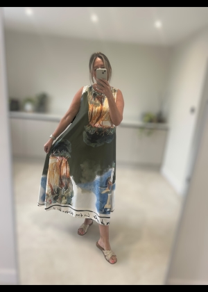 khakidress Thumb