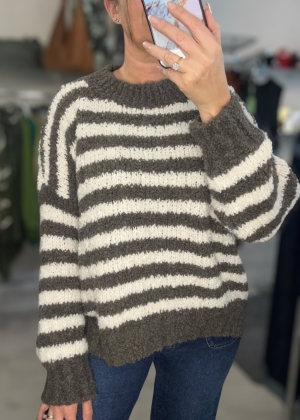 stripeknit