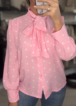 pinkpolkadotblouse Thumb