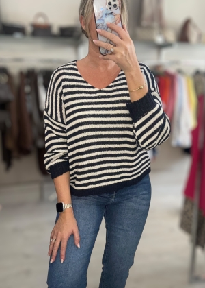 navystripeknit