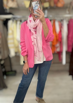 pinkblazer Thumb