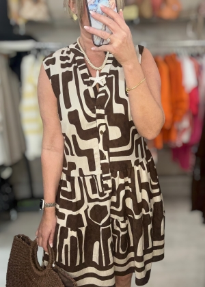 printedbrowndress Thumb