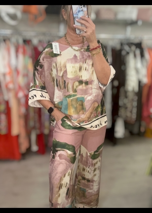 pinkprintedtrousers Thumb