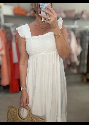 whitedress Thumb