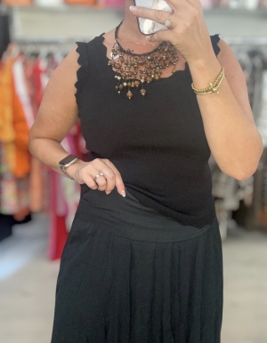 blackskirtdress Thumb