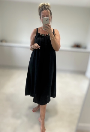 blackdress Thumb