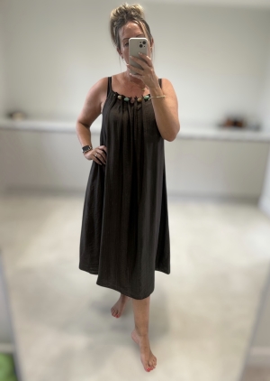 browndress Thumb
