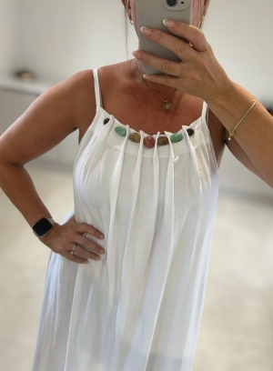 whitedress Thumb