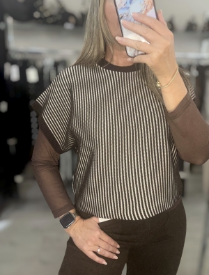 brownstripeknit Thumb