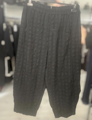 checktrousersblack