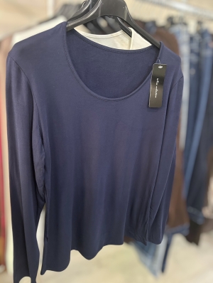 navylayeringtop