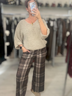 beigeknit Thumb
