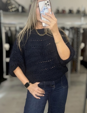 navyknit  Thumb