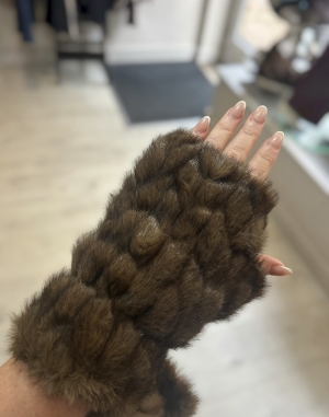fauxfurglove