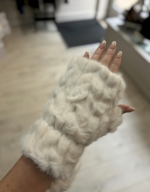 fauxfurglove