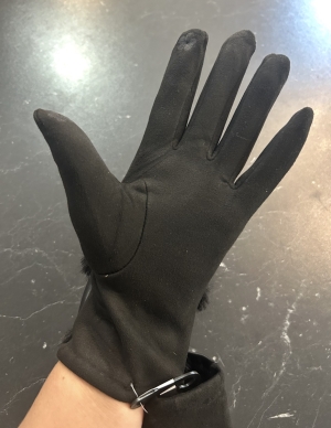 blackgloves Thumb