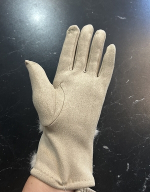 creamglove Thumb