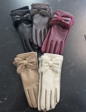 creamglove Thumb