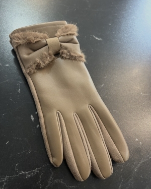 lightbrownglove