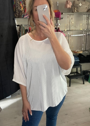 whitepleattop