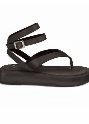 chunkyblacksandal