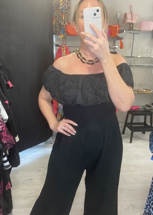 blackjumpsuit Thumb