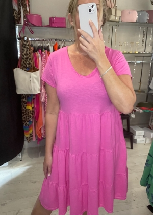 pinkdress Thumb