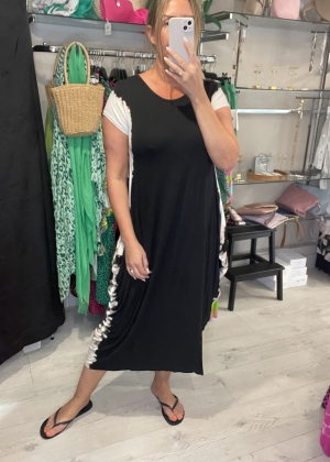 tyedyedress