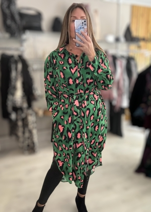 shirtdress