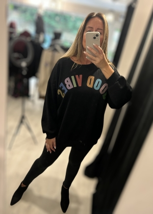 goodvibessweater