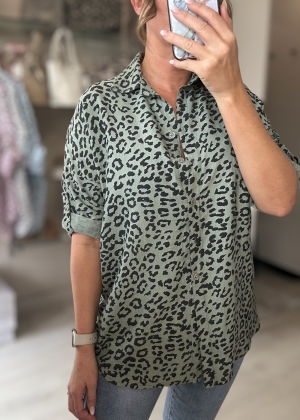 leopardprintshirt