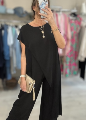 blacktrouserset Thumb