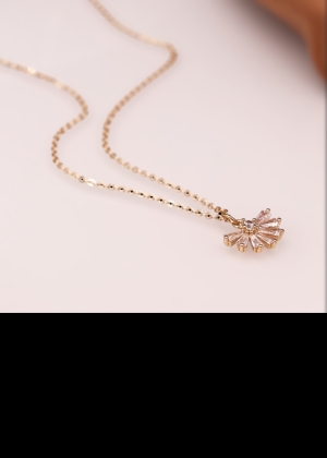 crystalnecklace Thumb