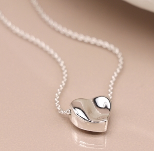 heartnecklace Thumb